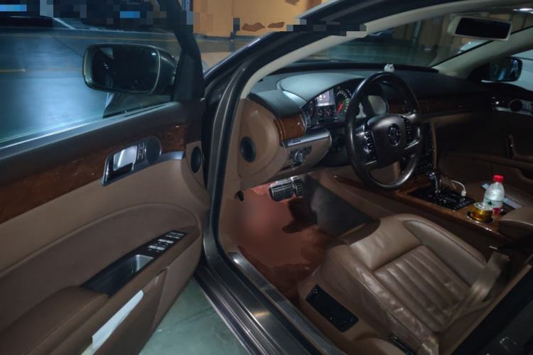 Used Volkswagen Phaeton 2014 3.0L Business Model Driver Seat