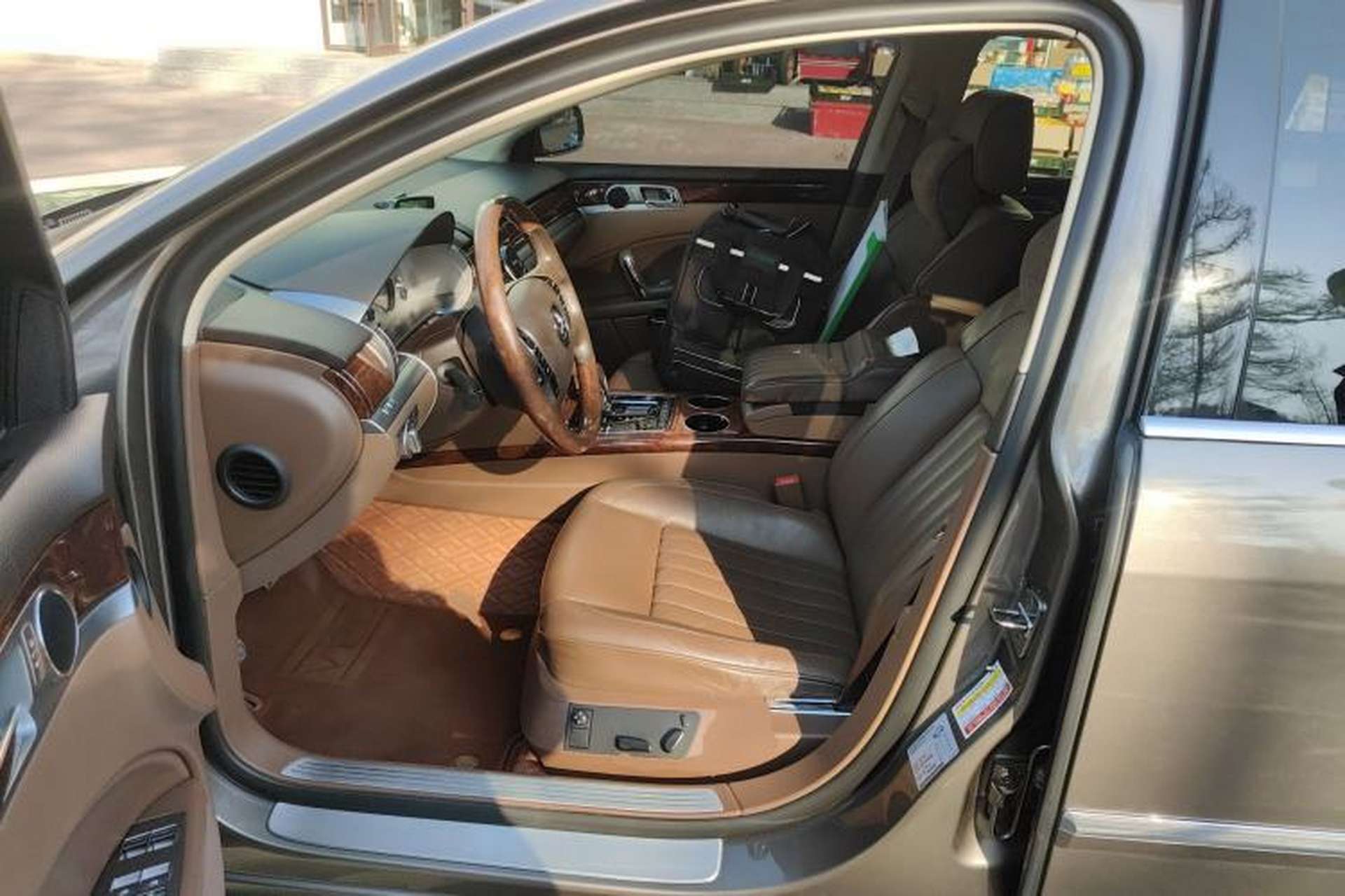 Used Volkswagen Phaeton 2014 3.0L Executive Model Left Front Seat