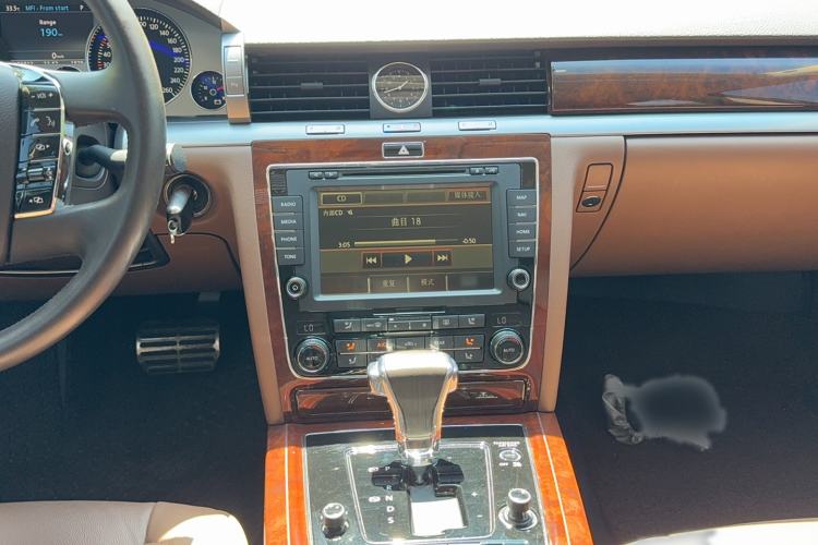Used Volkswagen Phaeton 2014 3.0L Business Model Audio And AC Panel