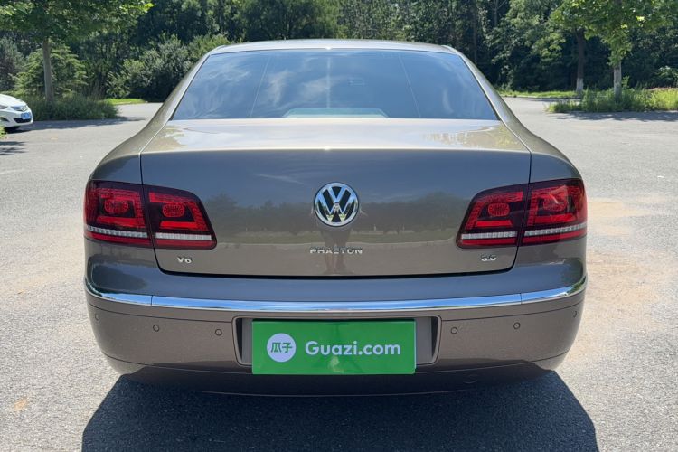 Used Volkswagen Phaeton 2014 3.0L Business Model Exterior 4