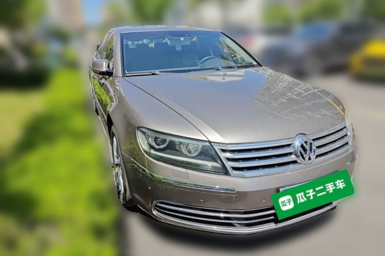 Used Volkswagen Phaeton 2014 3.0L Business Model Front Right 45 Deg