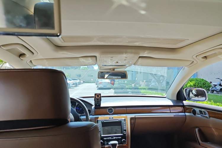 Used Volkswagen Phaeton 2014 3.0L Business Model Headliner