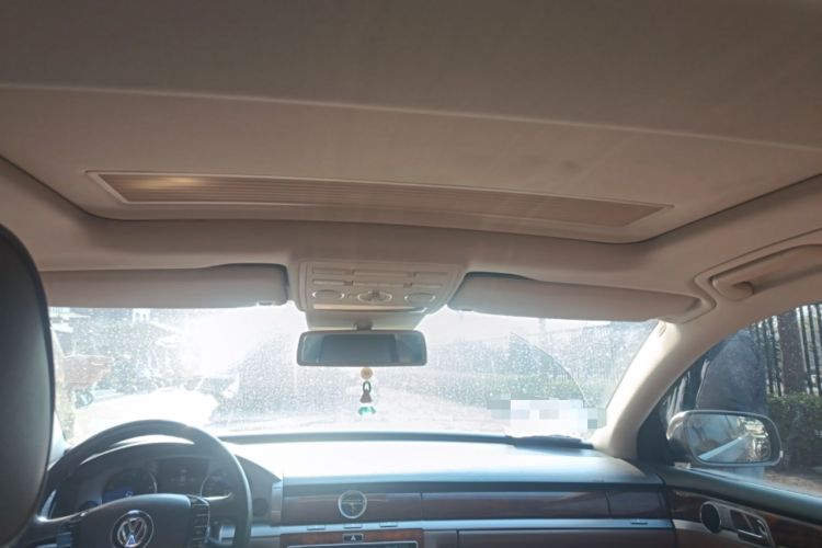 Used Volkswagen Phaeton 2014 3.0L Business Model Headliner