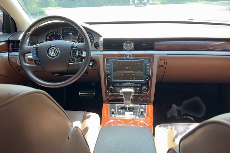 Used Volkswagen Phaeton 2014 3.0L Business Model Interior 3