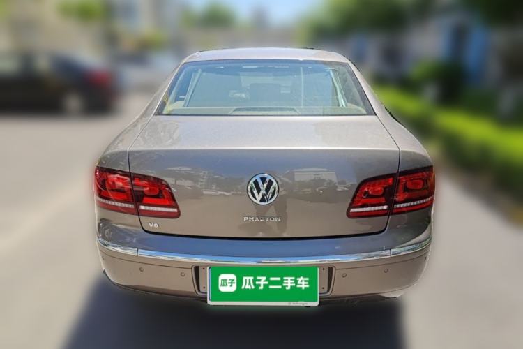 Used Volkswagen Phaeton 2014 3.0L Business Model Rear