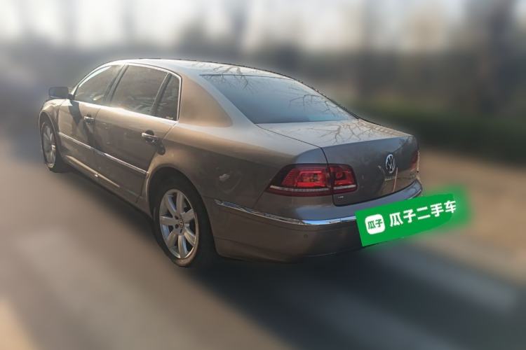 Used Volkswagen Phaeton 2014 3.0L Business Model Rear Left 45 Deg
