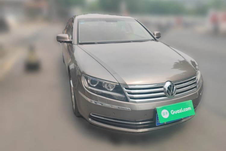 Used Volkswagen Phaeton 2014 3.0L Business Model Front Right 45 Deg