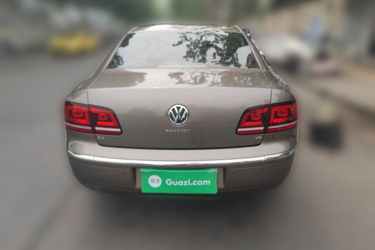 Used Volkswagen Phaeton 2014 3.0L Business Model Rear