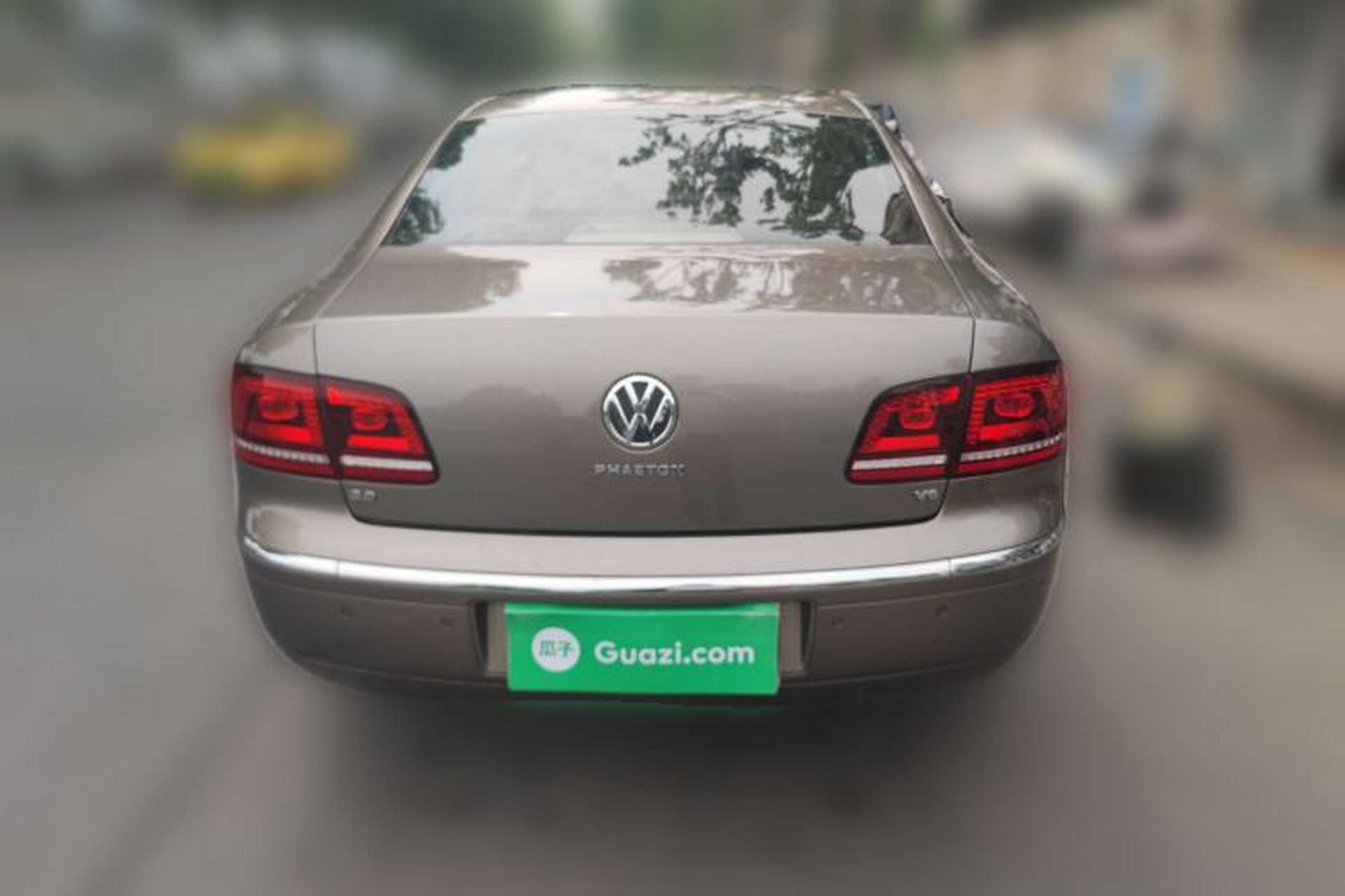 Used Volkswagen Phaeton 2014 3.0L Business Model Rear