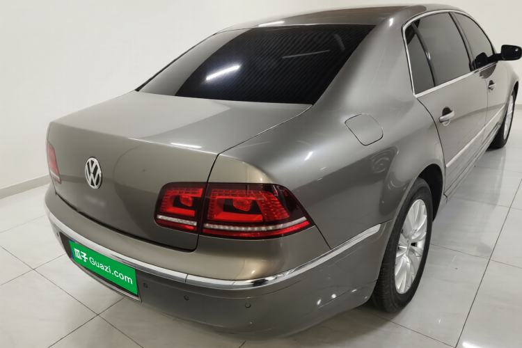 Used Volkswagen Phaeton 2014 3.0L Business Model Rear