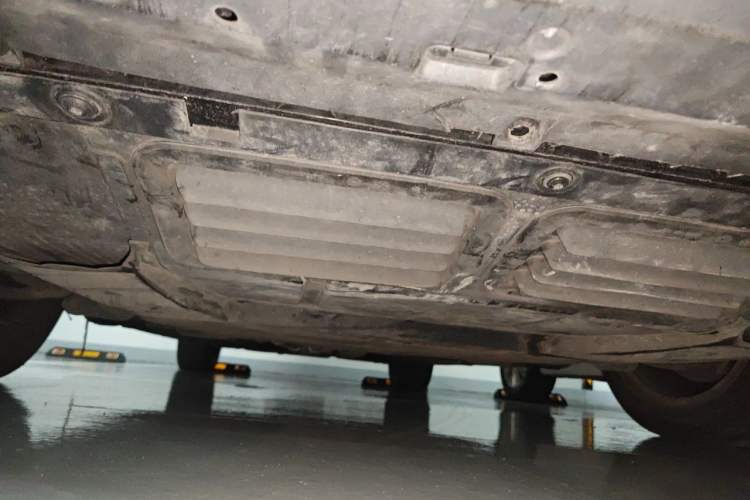 Used Volkswagen Phaeton 2014 3.0L Business Model Chassis Front