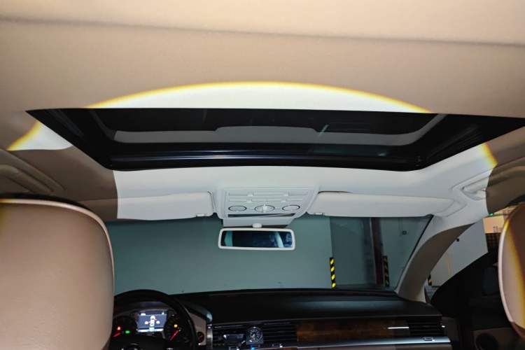 Used Volkswagen Phaeton 2014 3.0L Business Model Headliner