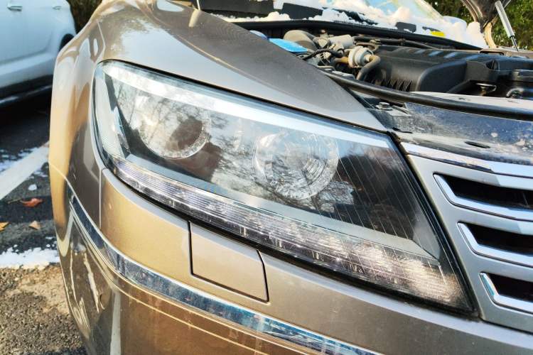 Used Volkswagen Phaeton 2014 3.0L Business Model Right Front Headlight
