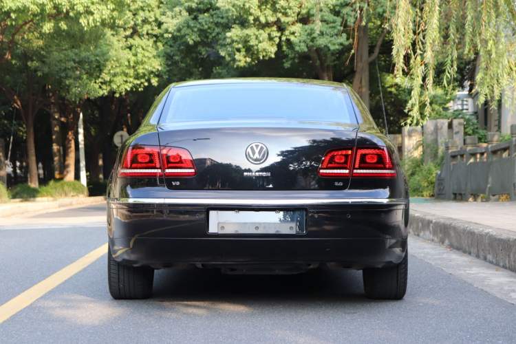 Used Volkswagen Phaeton 2015 3.0L Smart Edition Exterior 3