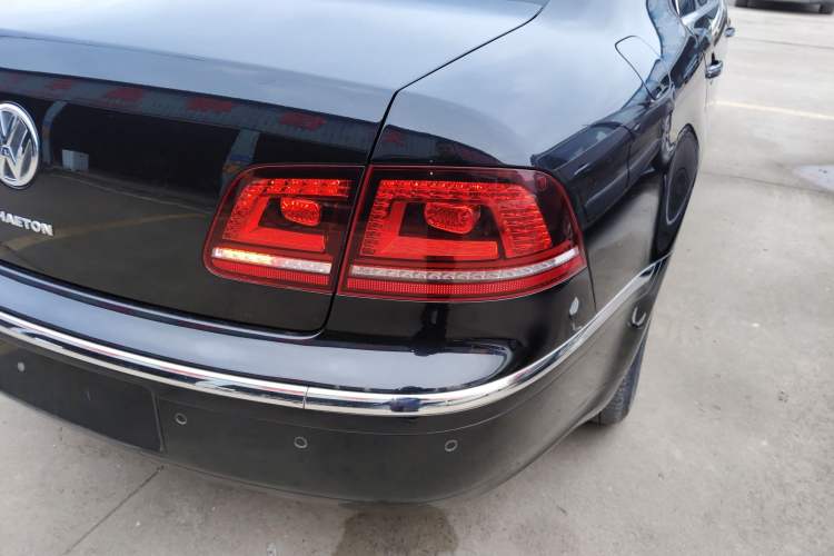 Used Volkswagen Phaeton 2015 3.0L Smart Edition Exterior 3