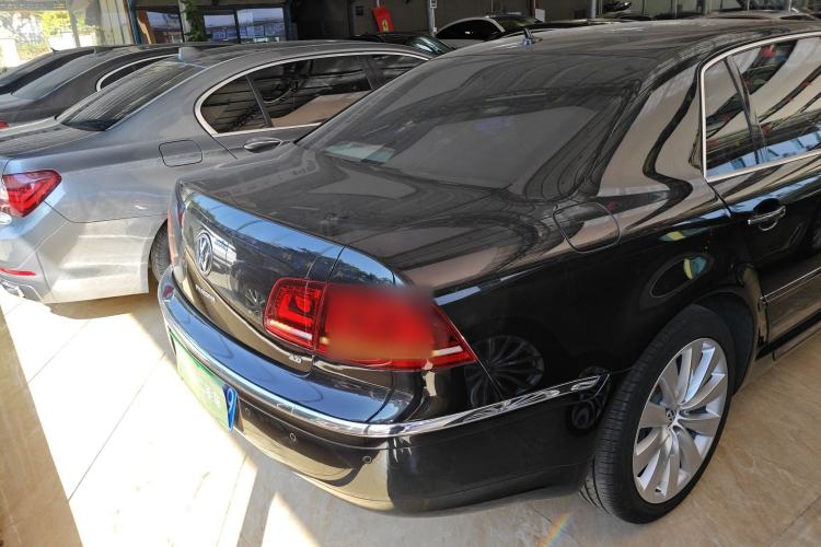 Used Volkswagen Phaeton 2015 3.0L Smart Edition Exterior 4