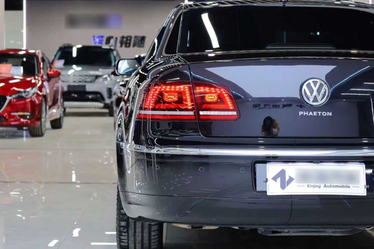 Used Volkswagen Phaeton 2015 3.0L Exclusive Edition Exterior 6