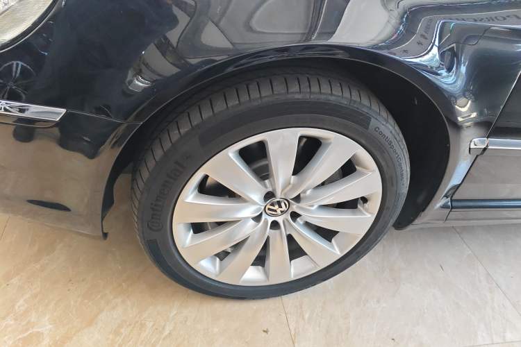 Used Volkswagen Phaeton 2015 3.0L Smart Edition Exterior 7