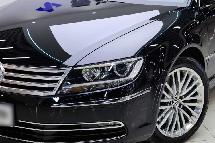 Used Volkswagen Phaeton 2015 3.0L Exclusive Edition Exterior 9