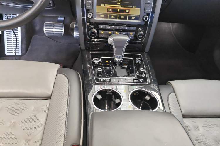 Used Volkswagen Phaeton 2015 3.0L Smart Edition Gear Lever