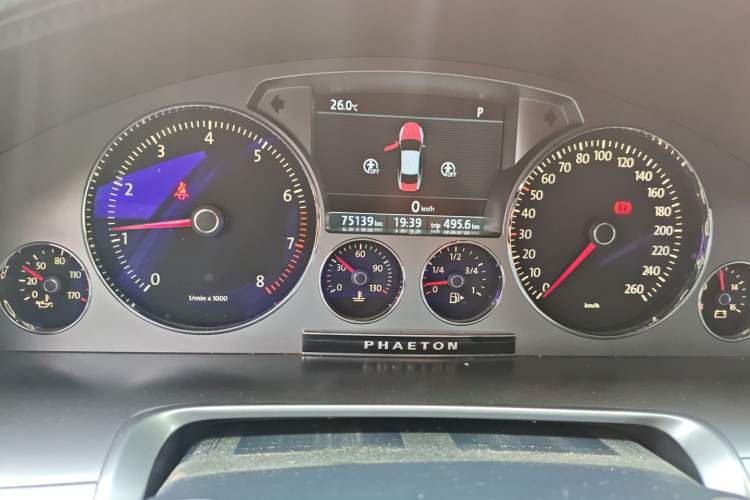 Used Volkswagen Phaeton 2015 3.0L Exclusive Edition Instrument Cluster
