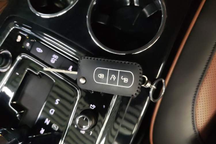 Used Volkswagen Phaeton 2015 3.0L Exclusive Edition Interior 1