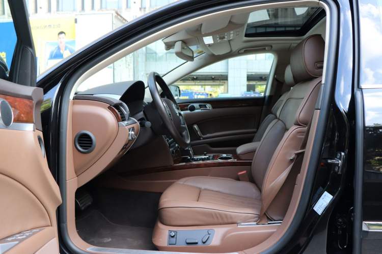 Used Volkswagen Phaeton 2015 3.0L Smart Edition Interior 3