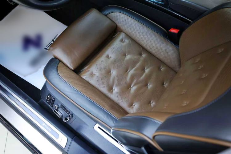 Used Volkswagen Phaeton 2015 3.0L Exclusive Edition Interior 8