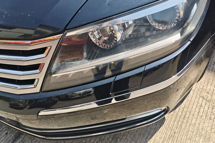 Used Volkswagen Phaeton 2015 3.0L Exclusive Edition Left Front Headlight