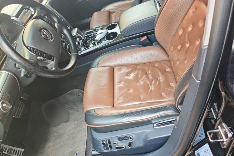 Used Volkswagen Phaeton 2015 3.0L Exclusive Edition Left Front Seat
