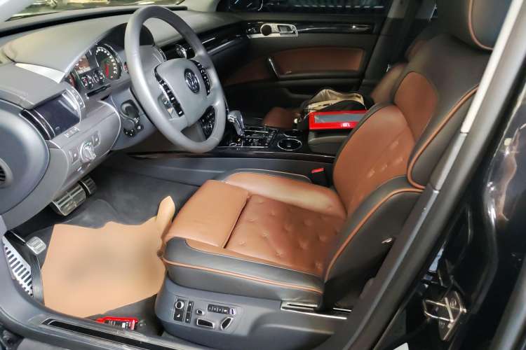 Used Volkswagen Phaeton 2015 3.0L Exclusive Edition Left Front Seat