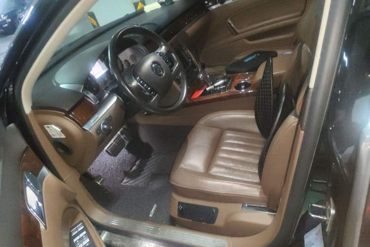 Used Volkswagen Phaeton 2015 3.0L Smart Edition Left Front Seat