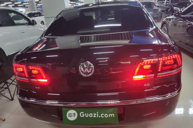 Used Volkswagen Phaeton 2015 3.0L Exclusive Edition Rear
