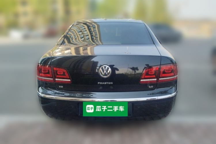 Used Volkswagen Phaeton 2015 3.0L Smart Edition Rear