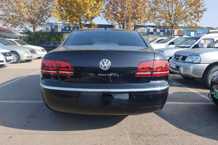 Used Volkswagen Phaeton 2015 3.0L Exclusive Edition Rear