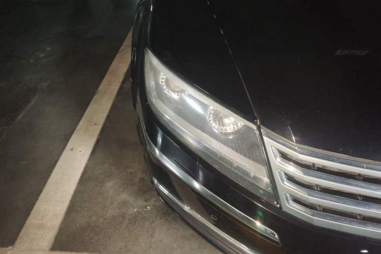 Used Volkswagen Phaeton 2015 3.0L Smart Edition Right Front Headlight