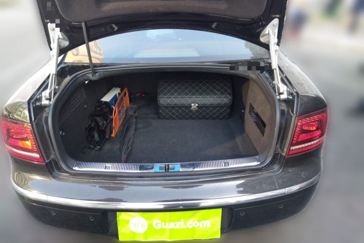Used Volkswagen Phaeton 2015 3.0L Exclusive Edition Trunk