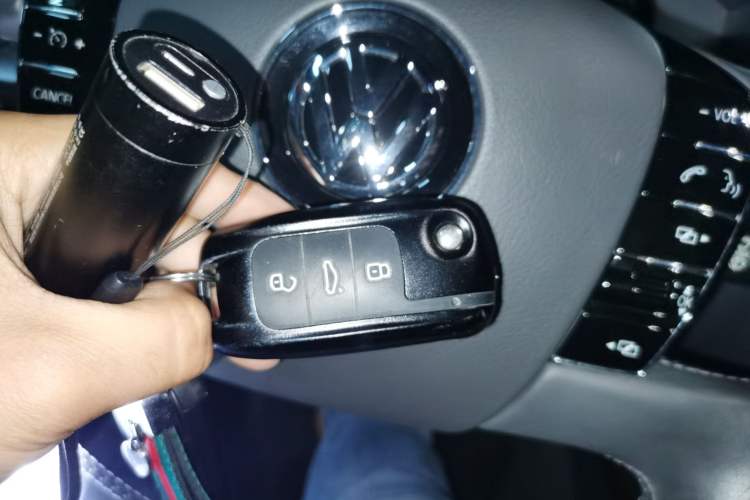 Used Volkswagen Phaeton 2015 3.0L Smart Edition Vehicle Key