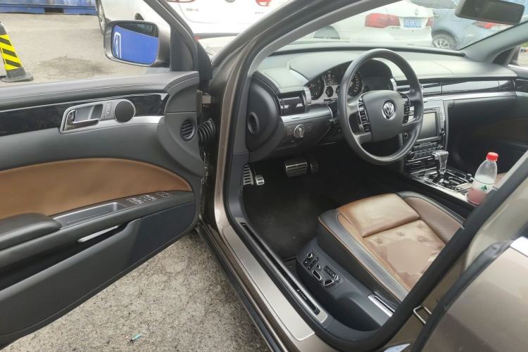 Used Volkswagen Phaeton 2015 3.0L Exclusive Edition Driver Seat