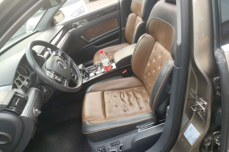 Used Volkswagen Phaeton 2015 3.0L Exclusive Edition Left Front Seat