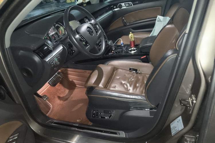 Used Volkswagen Phaeton 2015 3.0L Exclusive Edition Left Front Seat