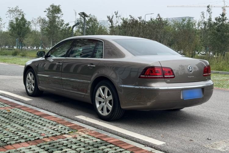 Used Volkswagen Phaeton 2015 3.0L Smart Edition Exterior 5