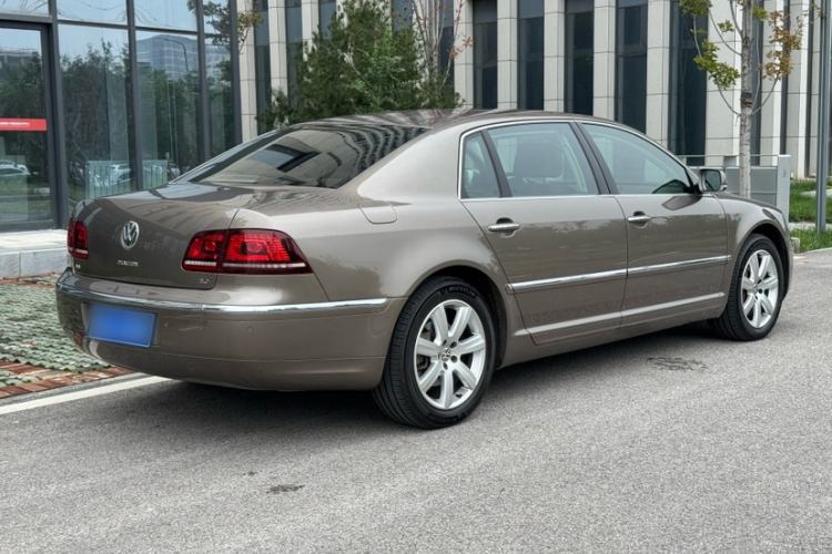 Used Volkswagen Phaeton 2015 3.0L Smart Edition Exterior 7
