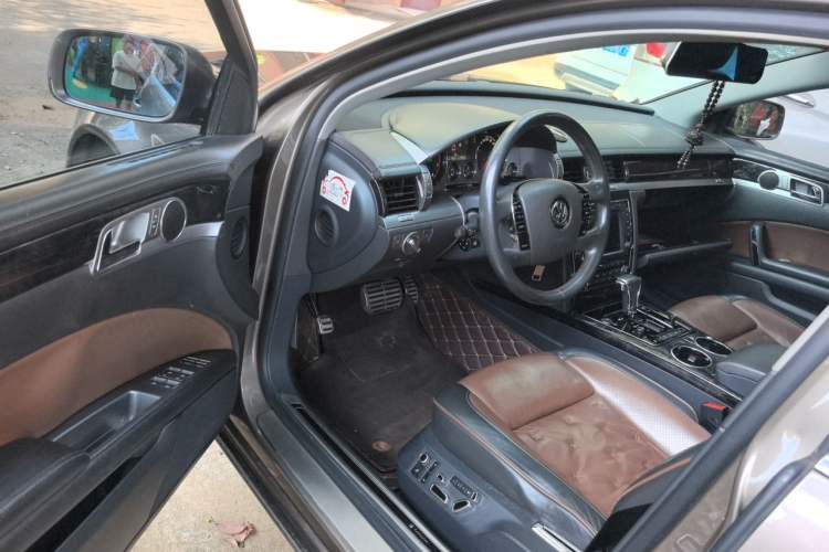 Used Volkswagen Phaeton 2015 3.0L Exclusive Edition Driver Seat