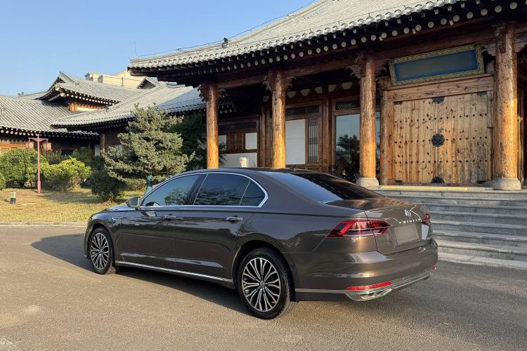 Used Volkswagen Phideon 2016 380TSI Two-Wheel-Drive Supreme Edition Exterior 5