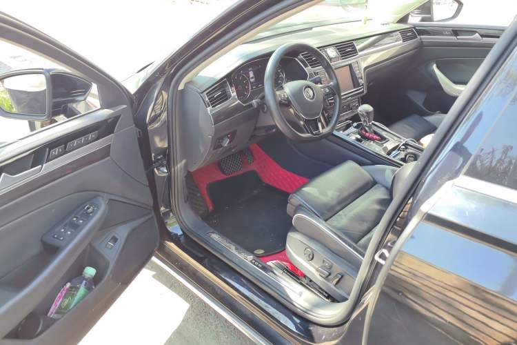 Used Volkswagen Phideon 2016 380TSI Two-Wheel-Drive Supreme Edition Driver Seat