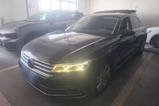 Used Volkswagen Phideon 2016 380TSI Two-Wheel-Drive Executive Version