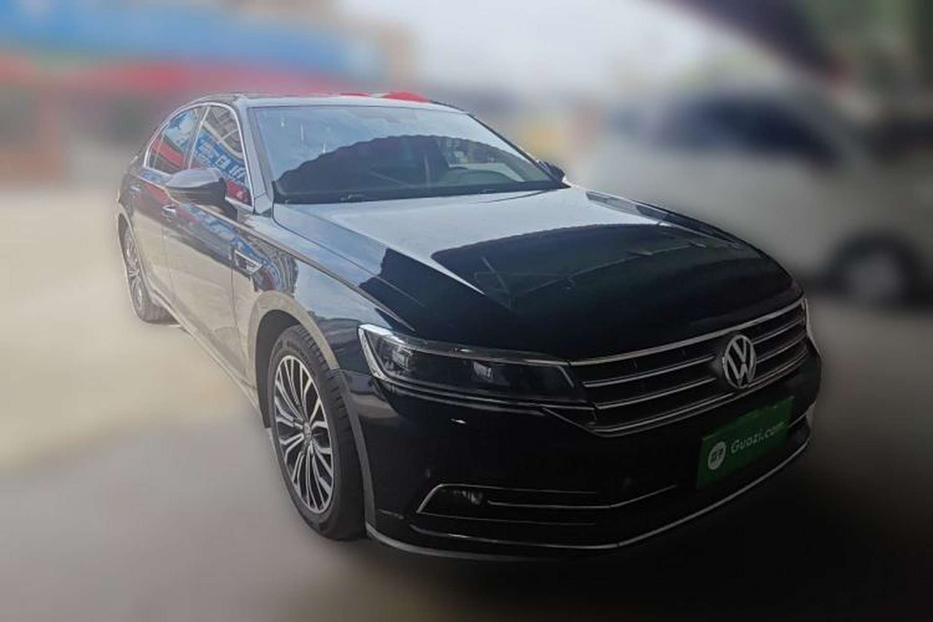 Used Volkswagen Phideon 2016 380TSI Two-Wheel-Drive Supreme Edition Front Right 45 Deg