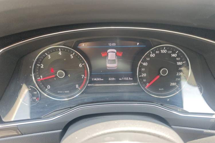 Used Volkswagen Phideon 2016 380TSI Two-Wheel-Drive Luxury Edition Instrument Cluster