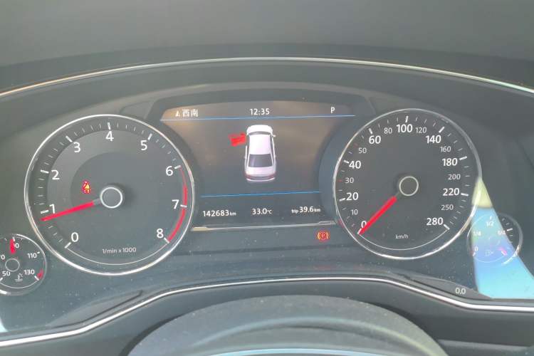 Used Volkswagen Phideon 2016 380TSI Two-Wheel-Drive Supreme Edition Instrument Cluster